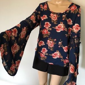 Pretty floral belle sleeve blouse